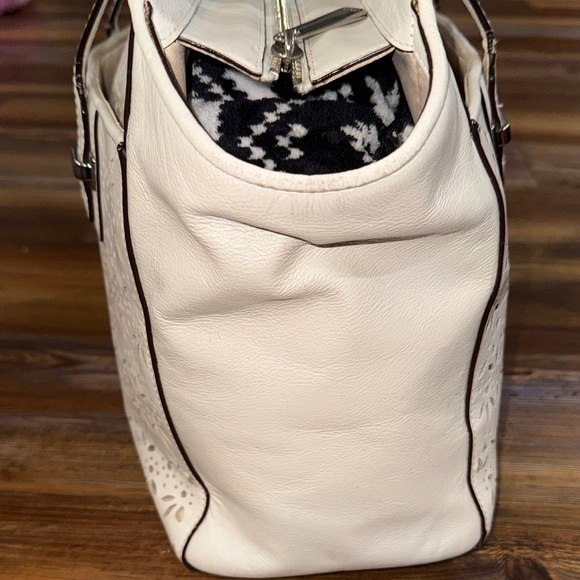 COACH Taylor Eyelet Chalk Leather Carryall Tote Bag F27391 - Picture 7 of 13